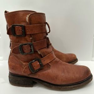 Frye VALERIE STRAPPY SHEARLING boots